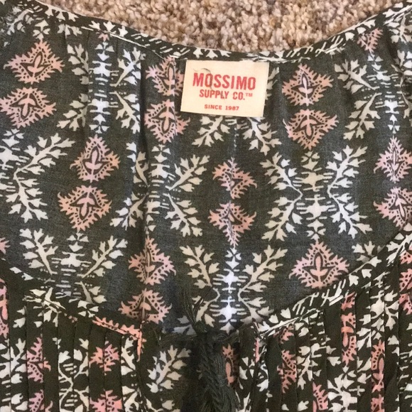 Great shirt for work or play! - Picture 2 of 3